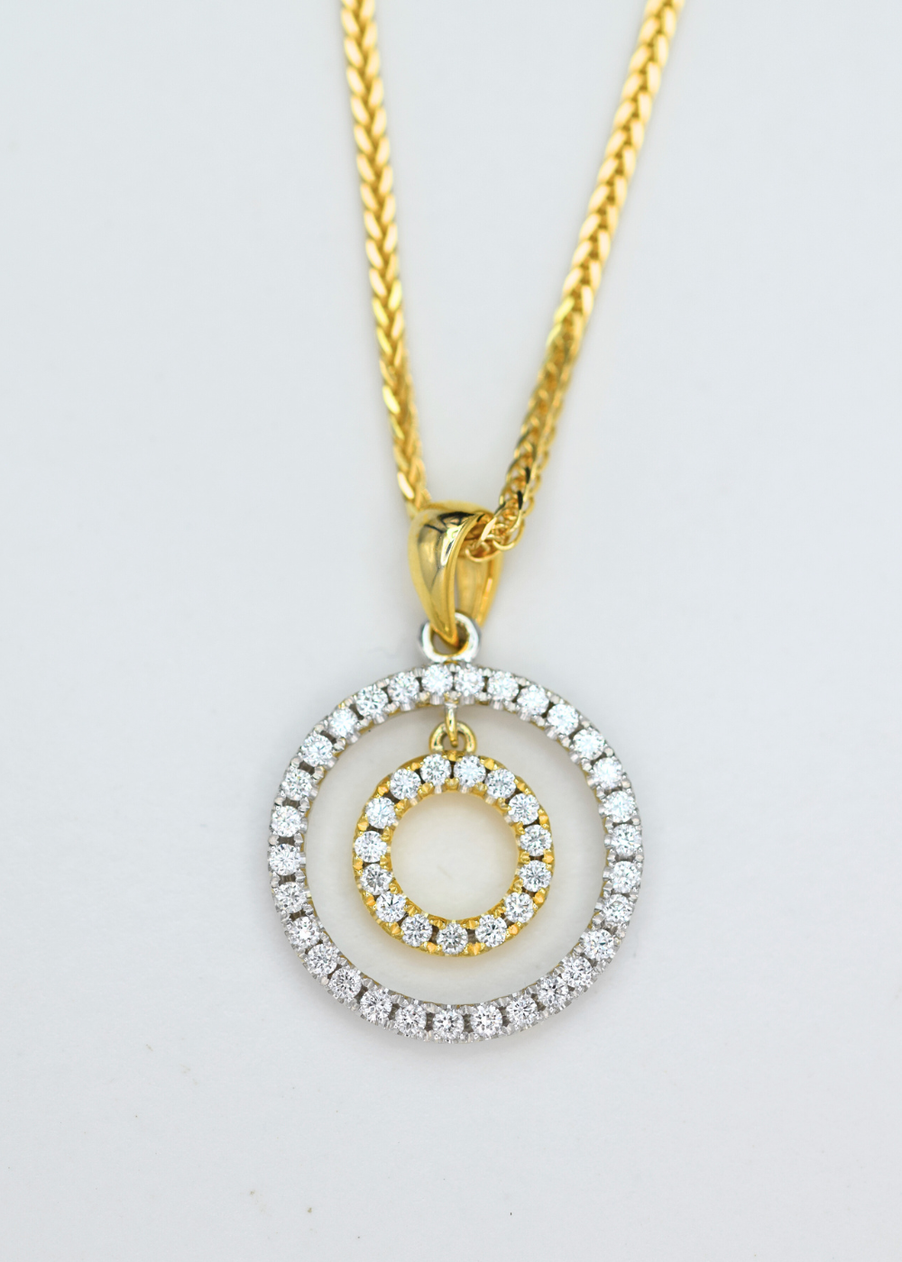 Diamond_Double_Halo_Pendant