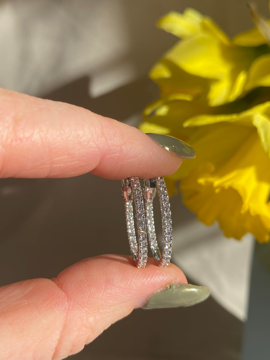 diamond-set-front-and-inside-white-gold-hoops
