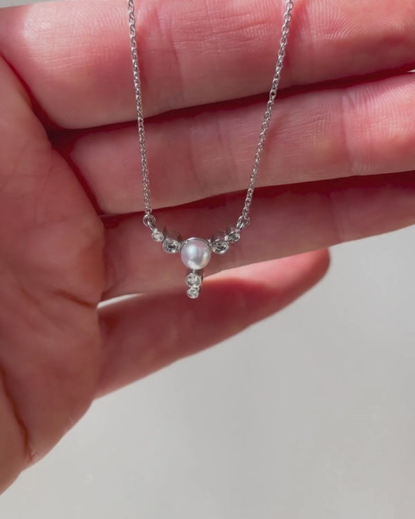 video of akoya pearl and diamond pendant