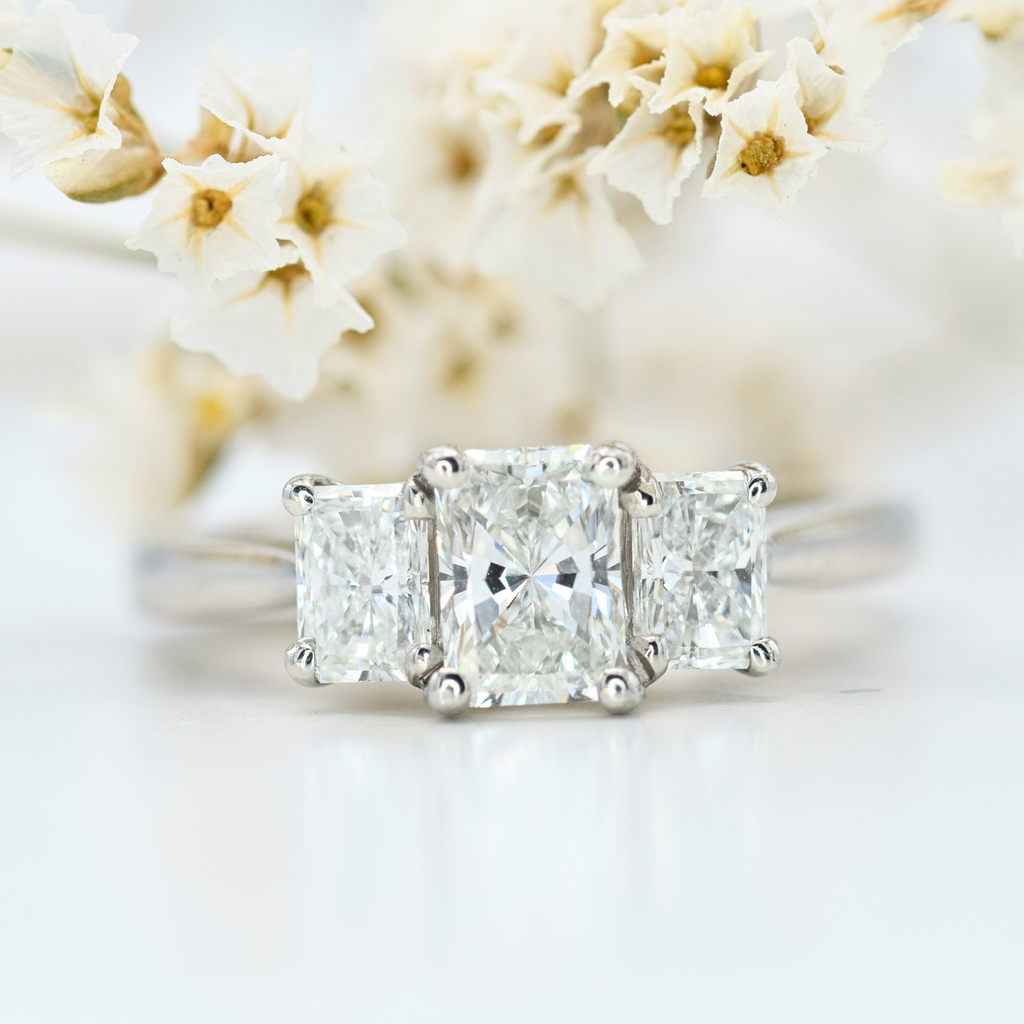 radiant-cut-diamond-three-stone-ring