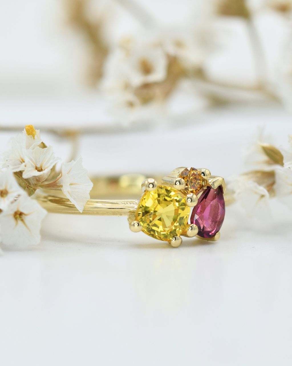 sapphire-and-diamond-array-ring-yellow-gold