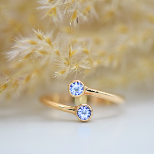 tanzanite rose gold crossover ring