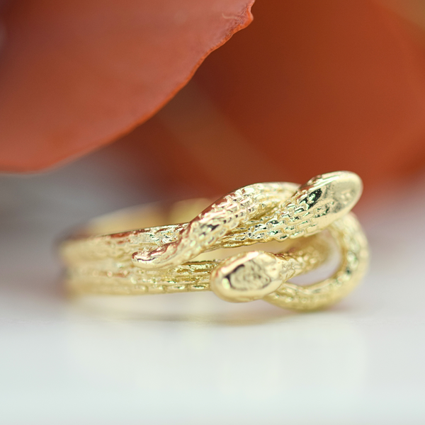 yellow gold double serpent ring side